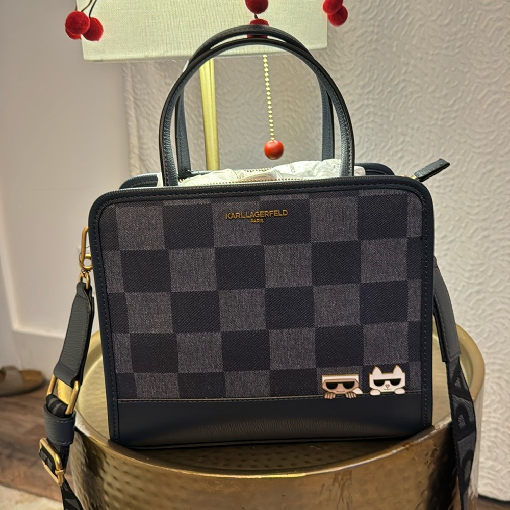 NWT KARL LAGERFELD